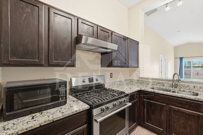 Building Photo - 9699 E Vendela St