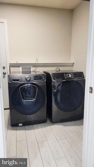 Building Photo - 12400 Shadow Ln