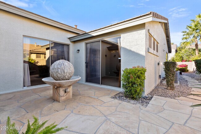 Building Photo - 474 W Seagull Dr