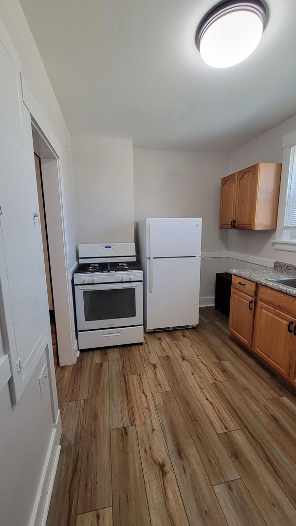 Building Photo - 226 Sunnyland Ave