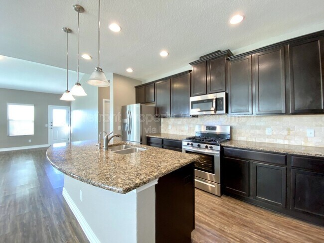 Building Photo - 1206 Ranch Falls