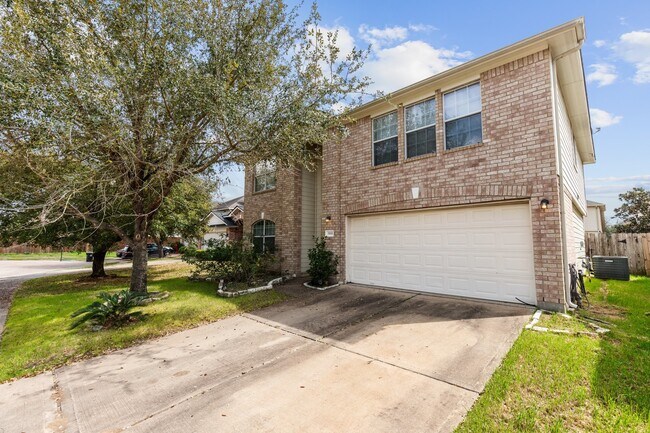Building Photo - 3111 Holly Ranch Dr
