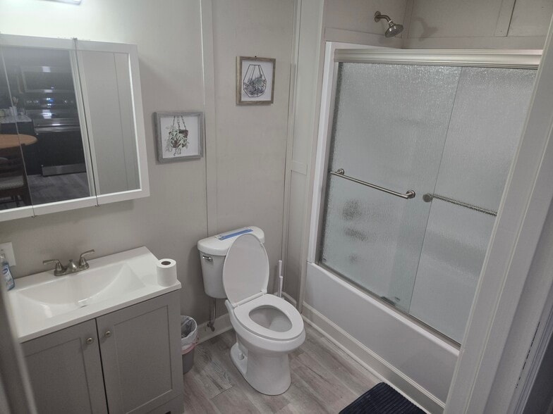 Building Photo - 414 Cedar Crest Ct