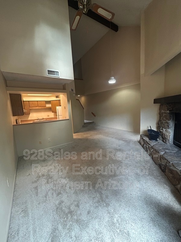 Building Photo - 4005 N Goodwin Cir