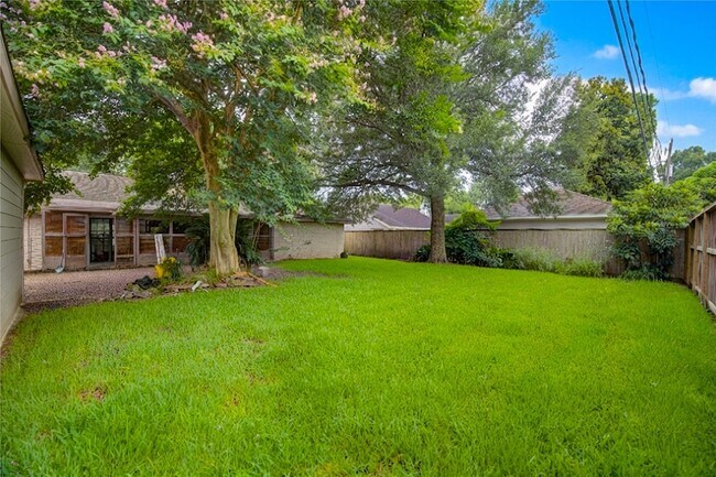 Building Photo - 2117 Willow Wisp Dr