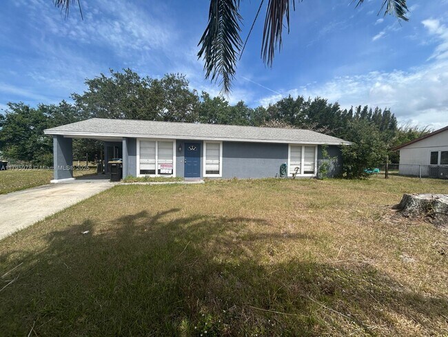 Primary Photo - 1399 Cindy Cir NE