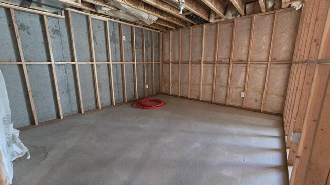 Building Photo - 4933 W Pillar Dr