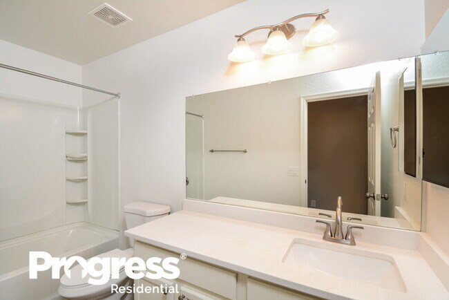 Building Photo - 10162 N 116th Ln