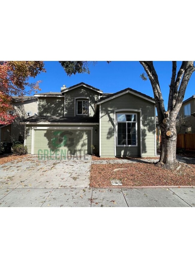 Building Photo - Price Reduced-545 Centre Ct Tracy Ready fo...