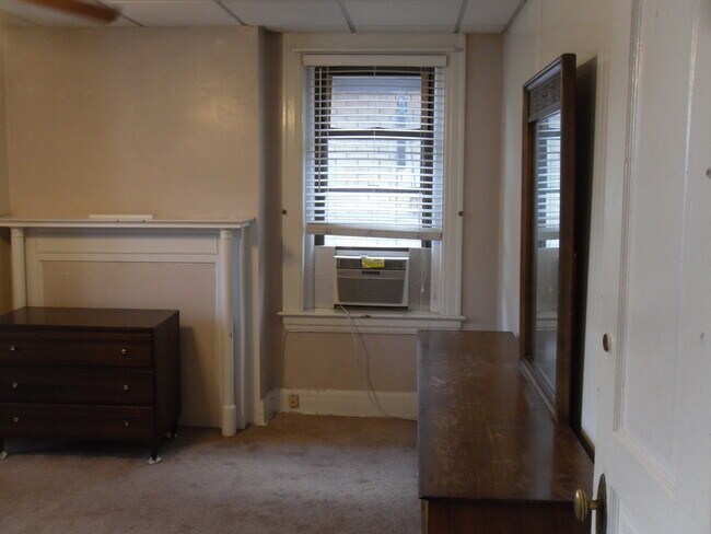 Bedroom 1 - 223 Halket St