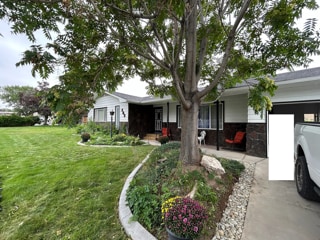 Building Photo - 103 Rainbow Cir