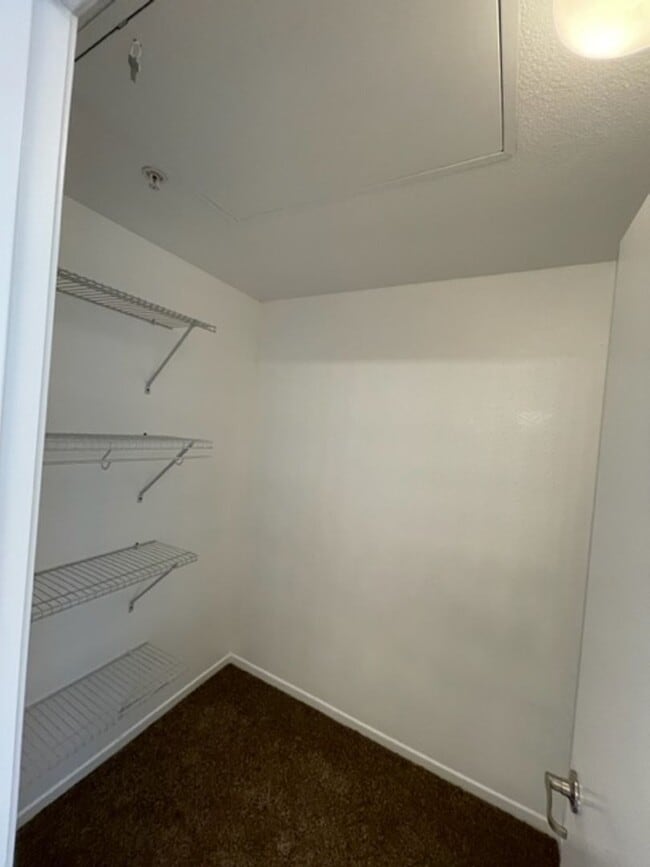 Building Photo - Otay Ranch townhome