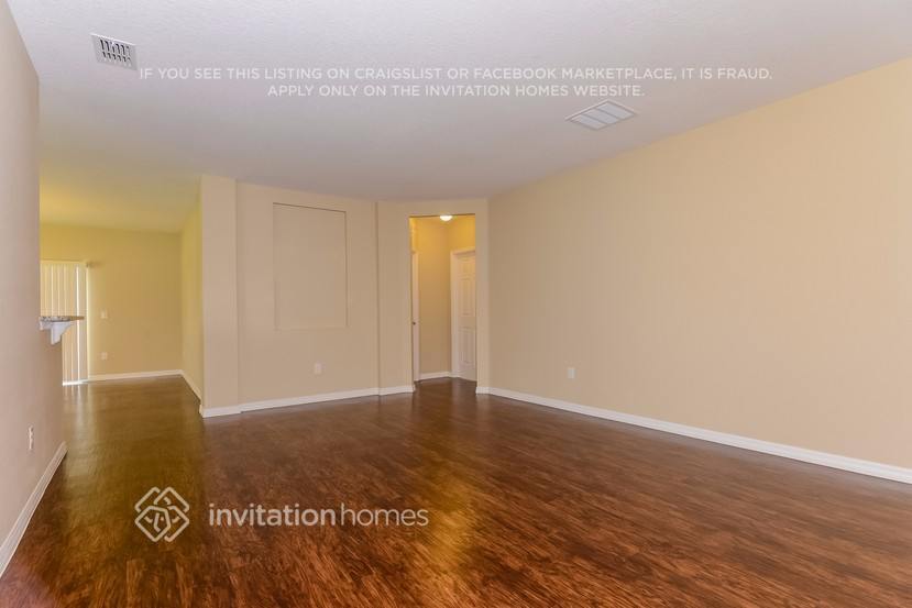 Building Photo - 5186 Deltona Blvd