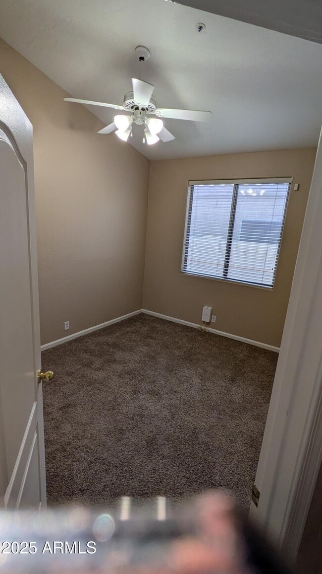 Building Photo - 9071 E Rockwood Dr