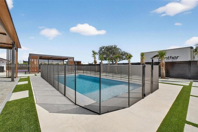 Building Photo - 16405 SW 228th St