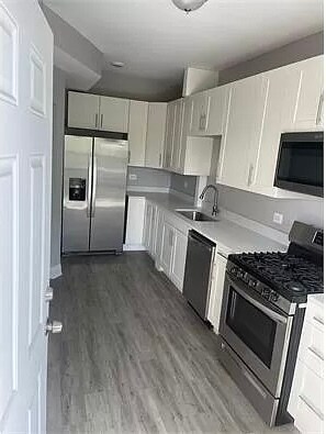 Building Photo - 5529 W Monroe St