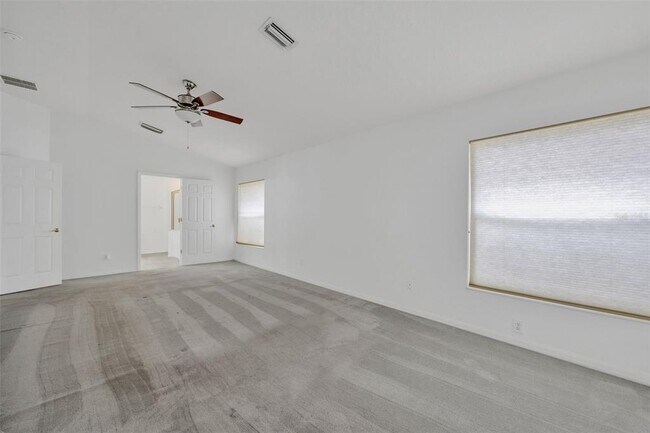 Building Photo - 7533 Terrace River Dr