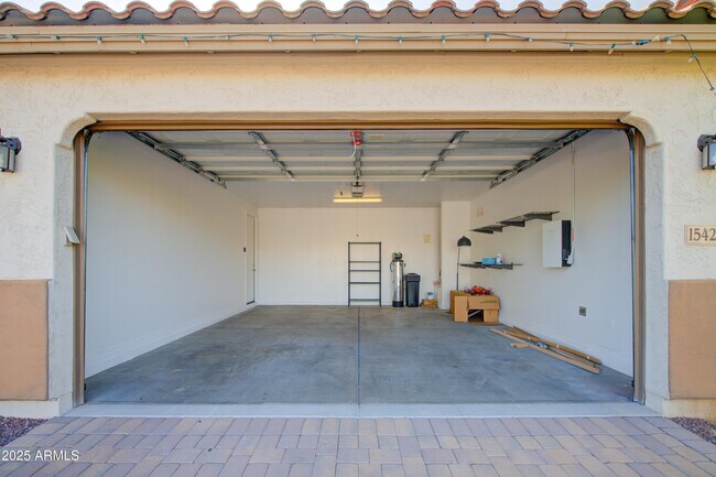 Building Photo - 15424 N 22nd Ln