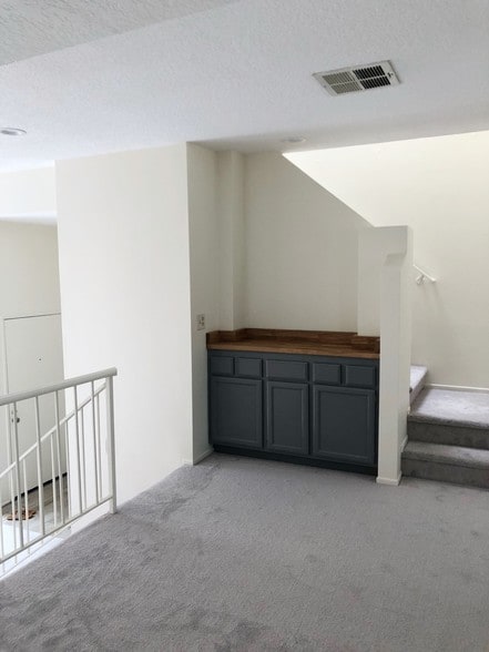 Common area - 7320 Balboa Blvd