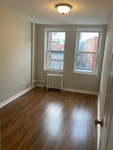 Building Photo - 222 Hanover St