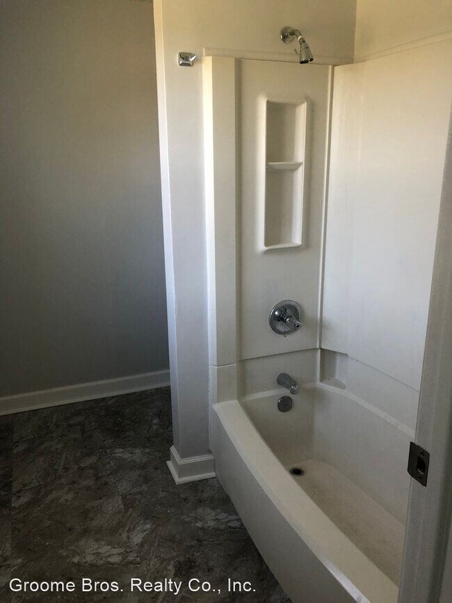 Building Photo - 3 br, 1.5 bath House - 6327 Queens Lace Ci...