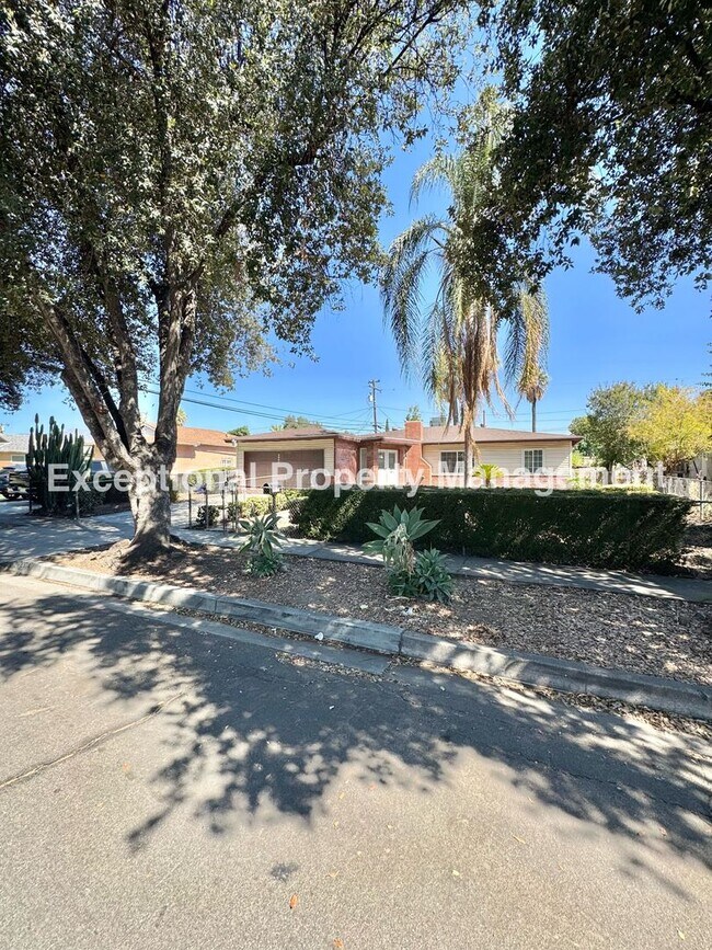Building Photo - Great 3 bed 2 bath home