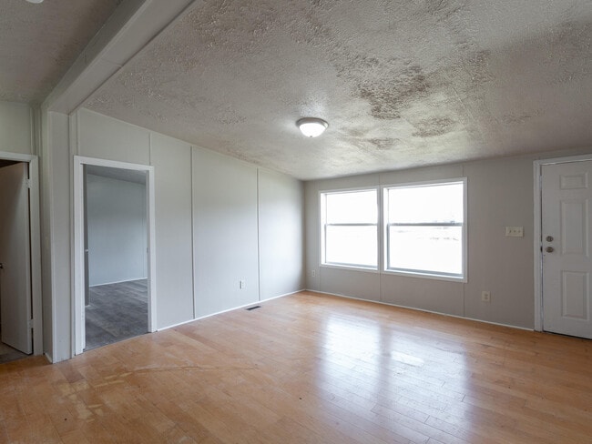 Building Photo - 5130 East 21st St
