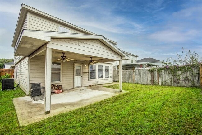 Building Photo - 15410 Apple Bloom Way