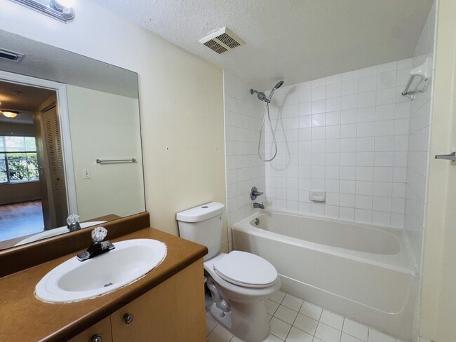 Building Photo - 4171 San Marino Blvd