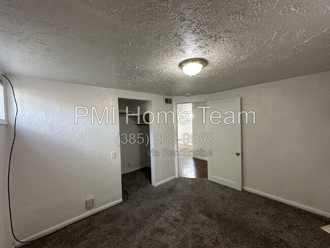 Building Photo - 567 E 4400 S