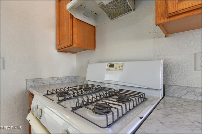 Building Photo - 5568 Rick Husband Dr