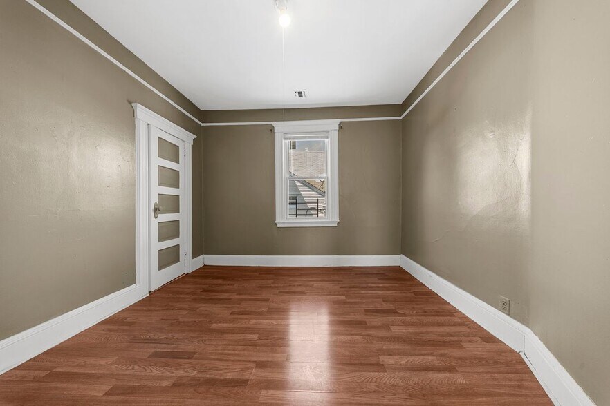 Building Photo - 359 Belmont Ave