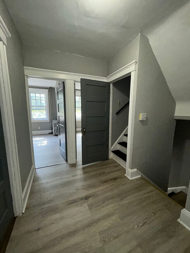 Building Photo - 648 Stuyvesant Ave
