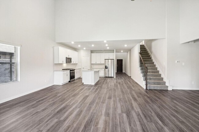 Building Photo - 709 Tidal Dr