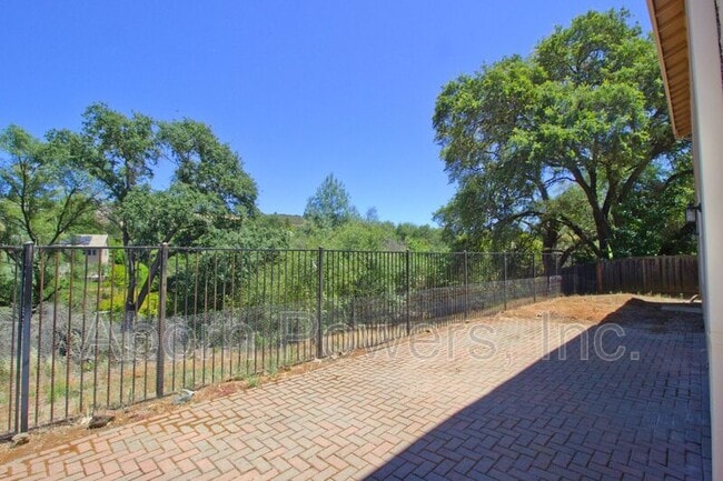 Building Photo - 7071 Cinnamon Teal Way