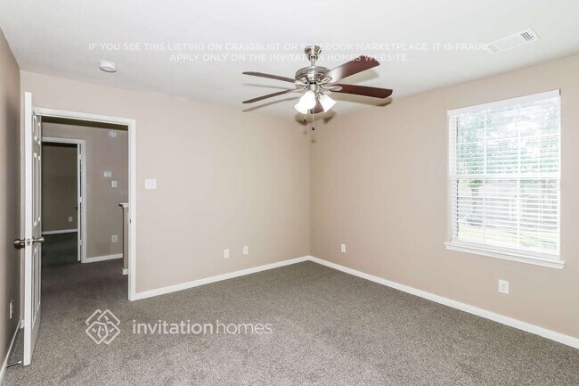 Building Photo - 28910 Rio Grande River Dr