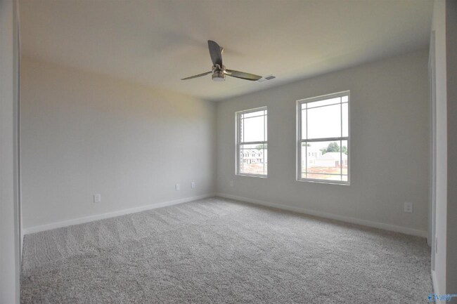 Building Photo - 350 Falling Water Ln SW