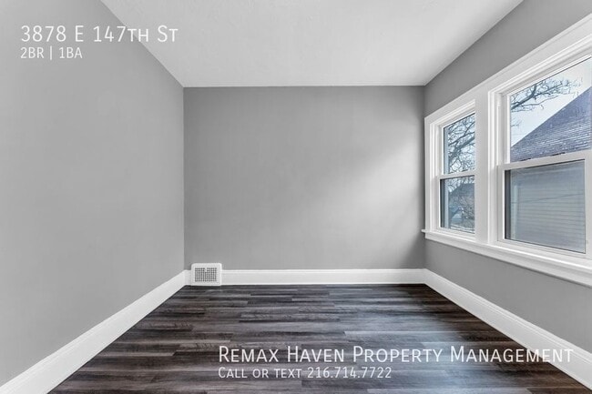 Building Photo - 3878 E 147 St #2/UP, Cleveland - 2 Bed 1 B...