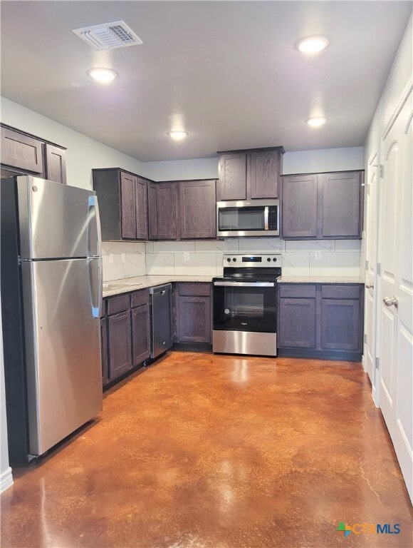 Building Photo - 1810 Castroville Trl