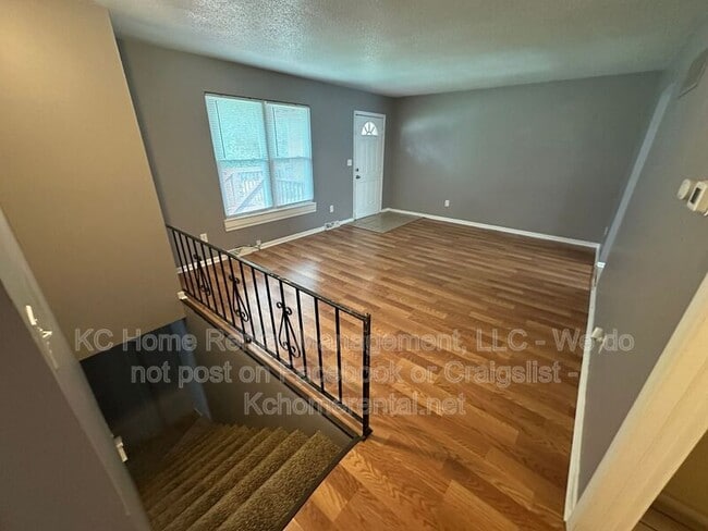 Building Photo - 420 N Jennings Rd