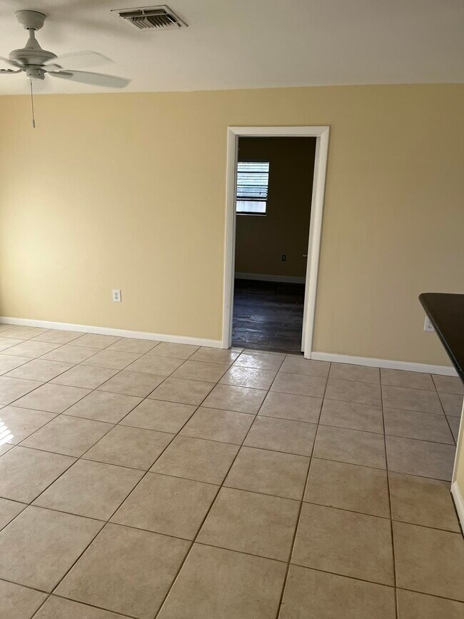 Building Photo - 9167 Birmingham Dr