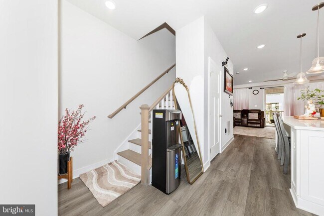 Building Photo - 6110 Stonecat Ct