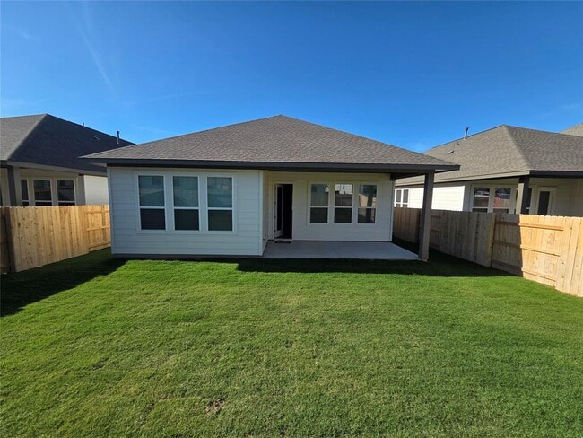 Building Photo - 332 Marisol Bnd