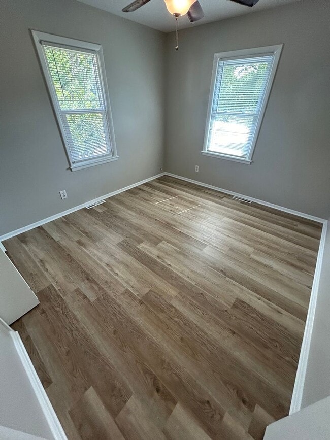 Building Photo - COMING SOON! Charming 3 Bed 1 Bath Home! $1295.00