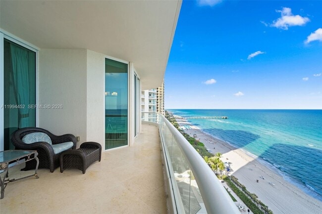 Building Photo - 16047 Collins Ave