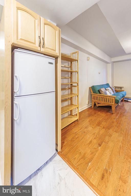 Building Photo - 3315 Wisconsin Ave NW