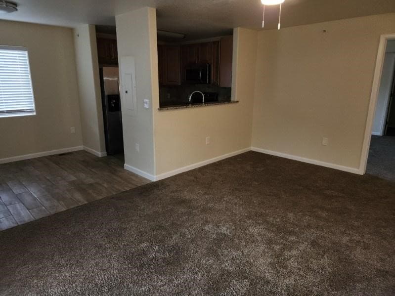 Building Photo - 2125 King St