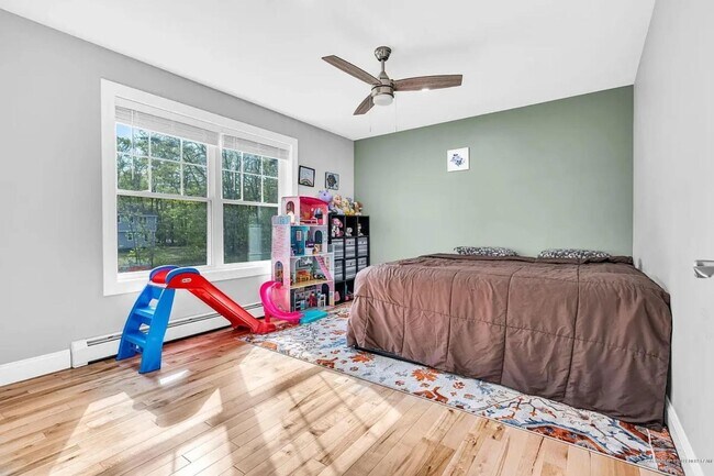 Building Photo - 36 Belvedere Dr