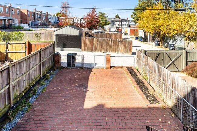 Building Photo - 5012 3rd St NW