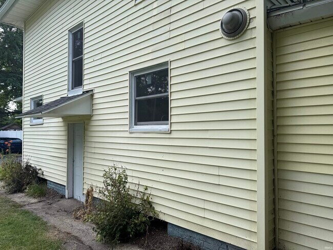 Building Photo - 1134 N Johnson St
